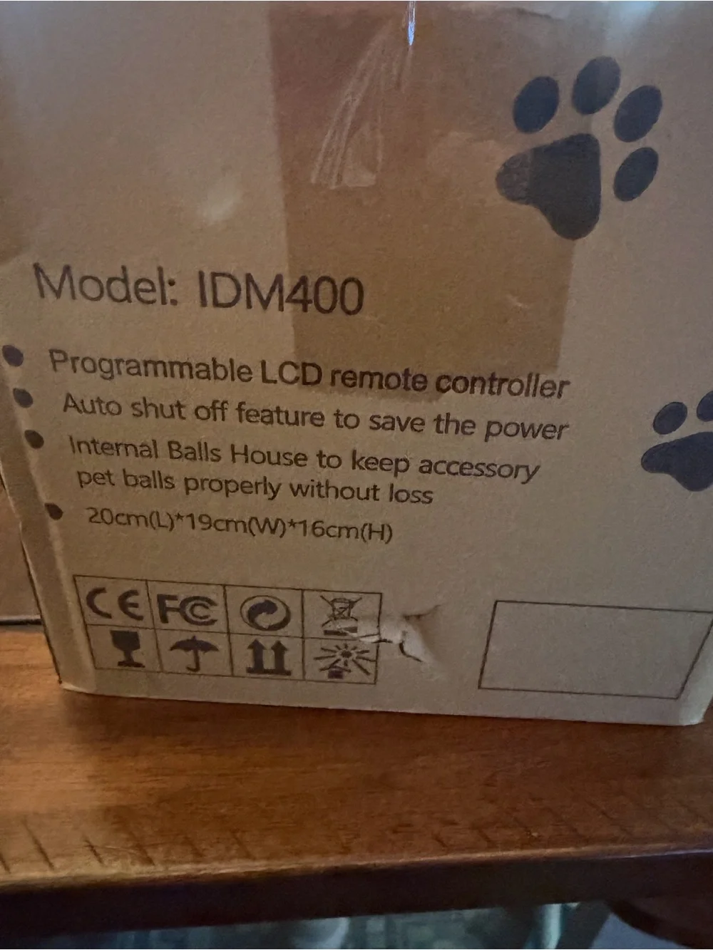 iDogMate Small Ball Launcher for Small Dogs- Green & White w/remote & 3 Balls